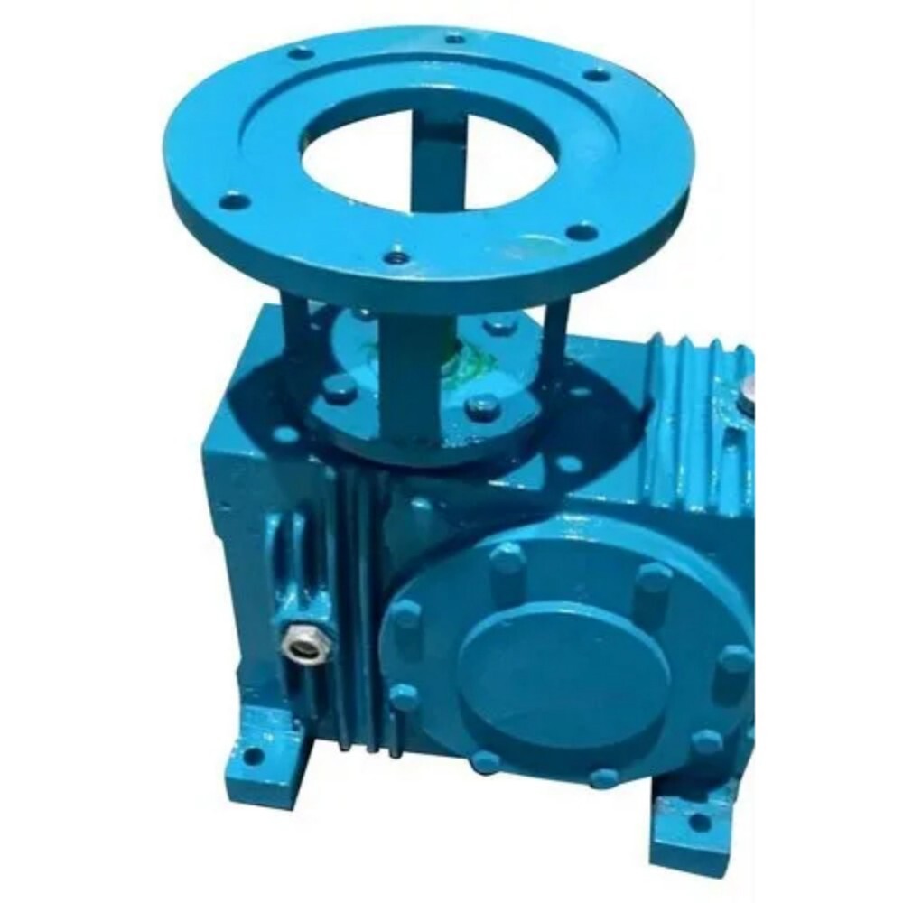 Vertical Reduction Gear Box - Cast Iron, Blue Color, Worm Gearing With Helical Gears , Durable Forged Design for Industrial Applications