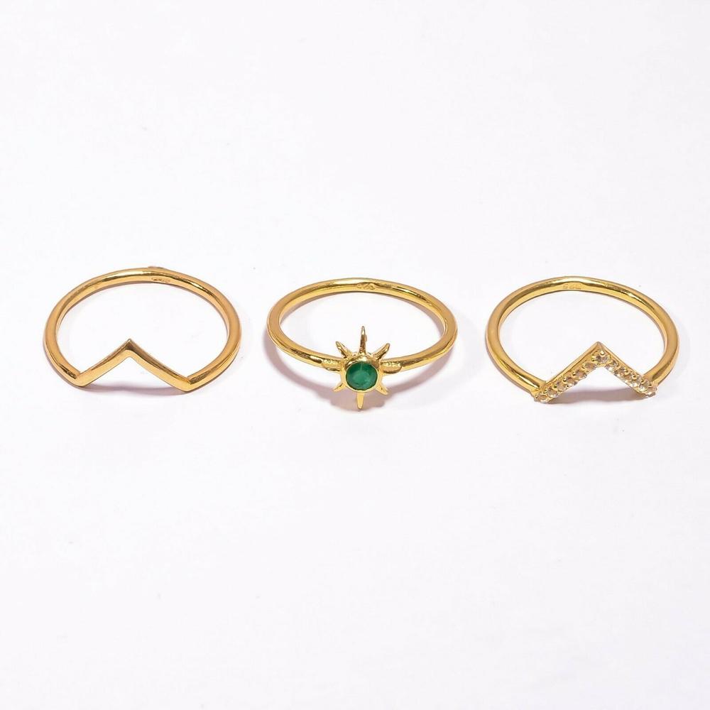 Emerald Three Finger Ring Set - Shape: Round