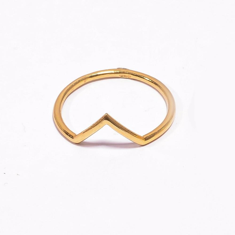 Emerald Three Finger Ring Set - Shape: Round