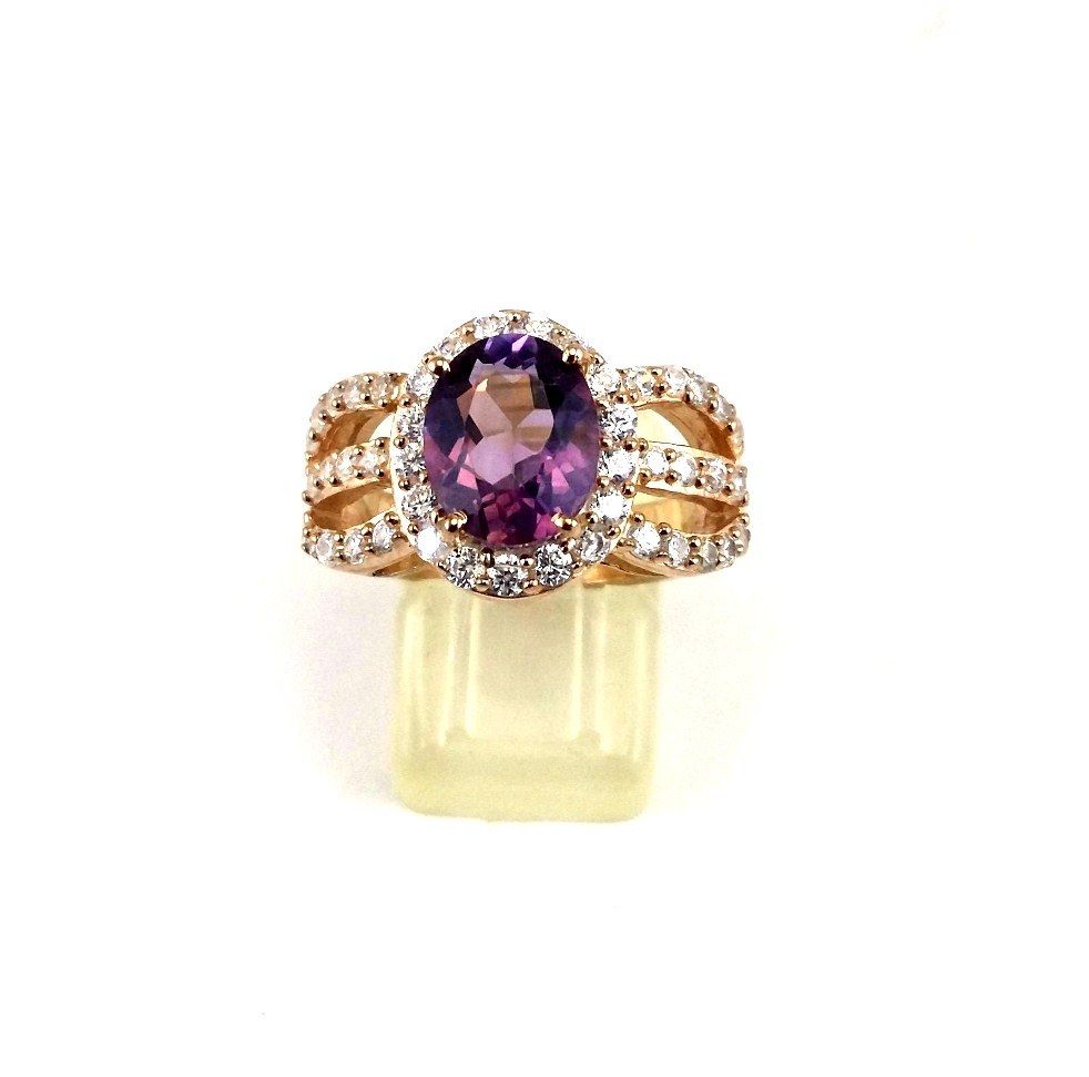 Silver Amethyst Rings - Diamond Carat Weight: 3.20 Carat