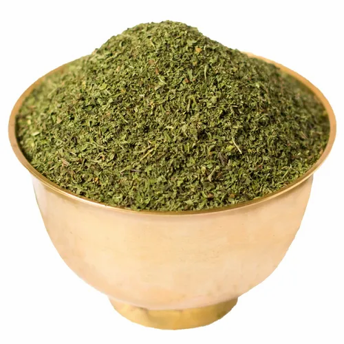 dry mint leaves
