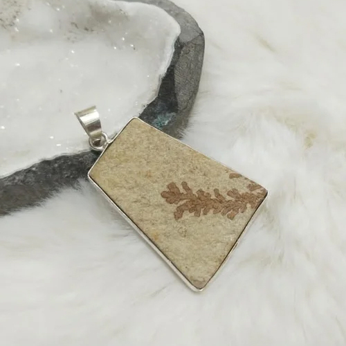 Brown Dendrites Gemstone Pendant - Design: Attractive