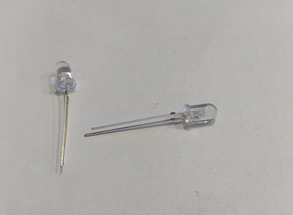 RED BLUE LED 5 MM SHORT LEG
