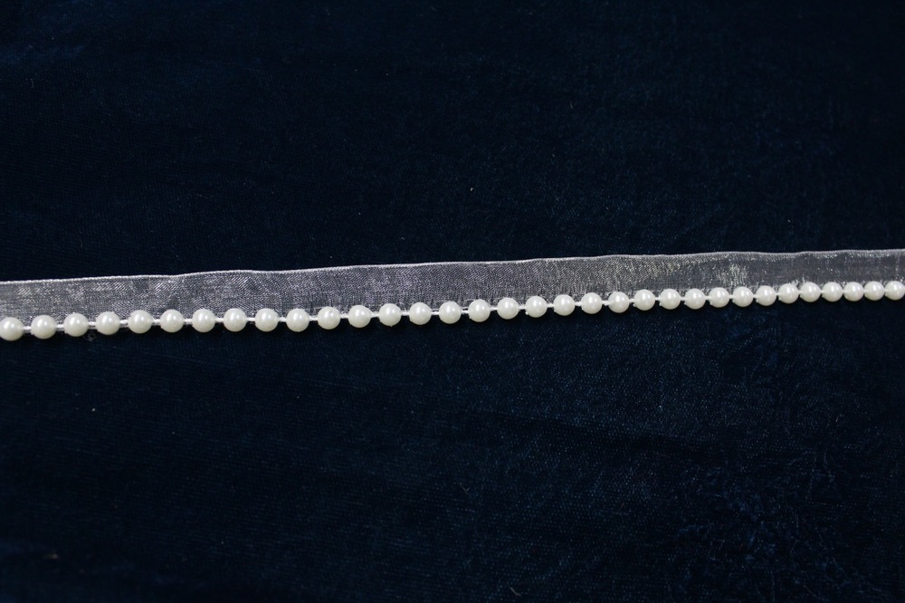 White Moti Lace - Color: Wiht