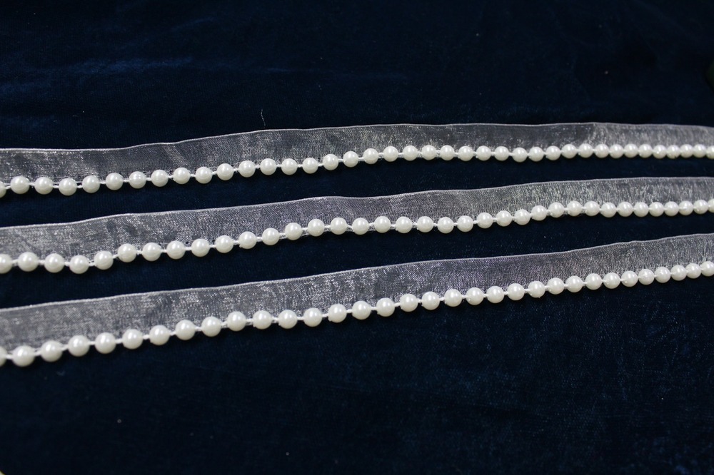 White Moti Lace - Color: Wiht