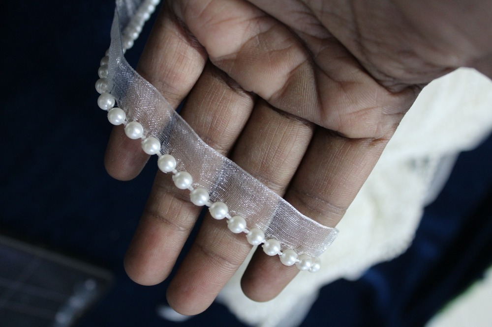 beautiful moti lace