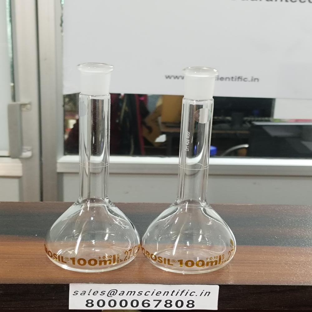 Volumetric Flasks Class A, Narrow Mouth, Clear, With Individual Calibration Certificate - Color: Transparent