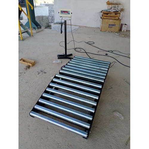 Platform Scales With Ramp And Roller