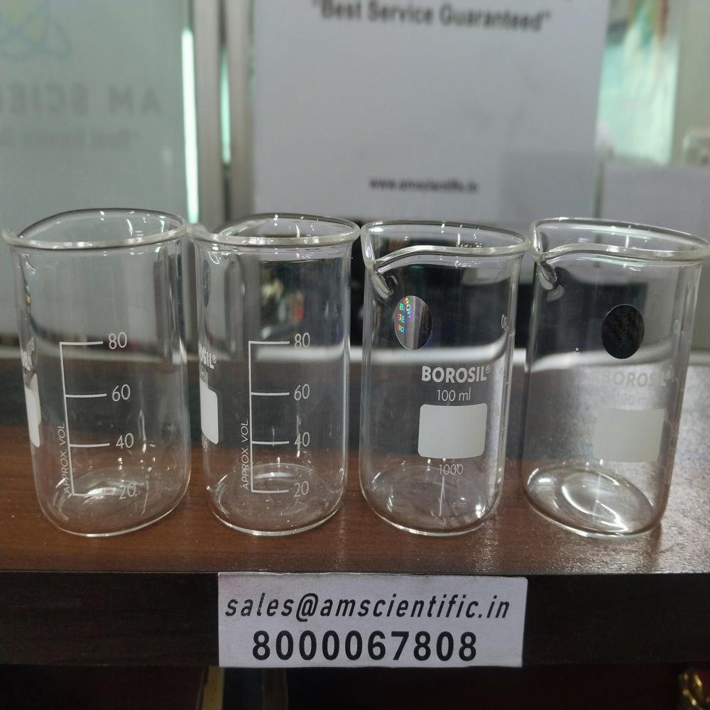 Low Form Beaker With Spout M Beaker With - Color: Transparent