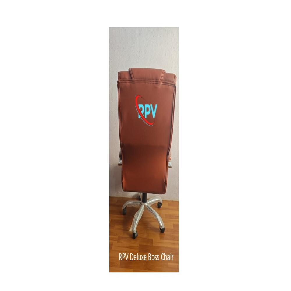 Dulux Boss chair