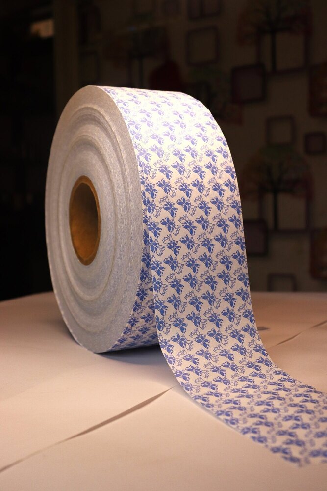 डिज़ाइन की गई प्रिंटेड सिलिकॉन 1 साइड कोटेड पेपर रोल्स