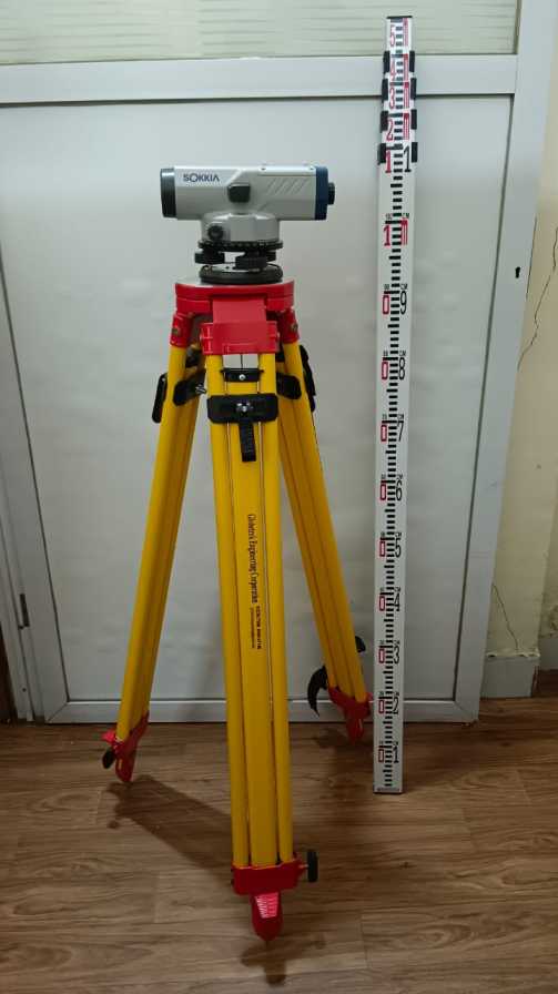 Sokkia Auto Level Complete Set