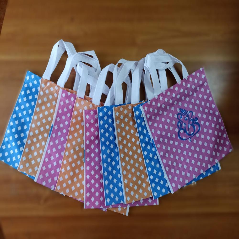 Wedding Thamboolam Bags - Capacity: 100 Pcs/min