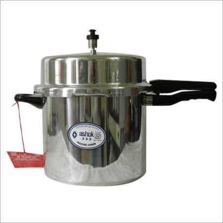 12 लीटर एल्यूमिनियम प्रेशर कुकर