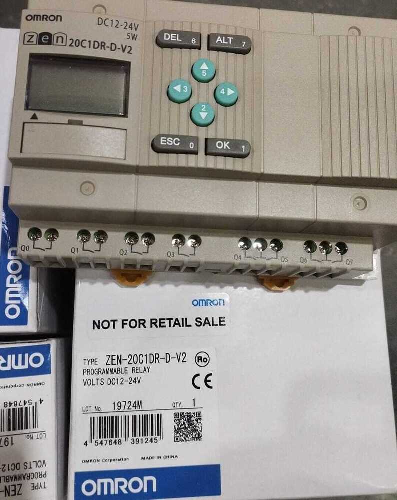 OMRON PLC 12-24VDC,  ZEN-20C1DR-D-V2