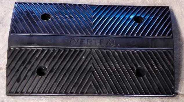 Heavy Duty Speed Bump Speed Breaker - Color: Black