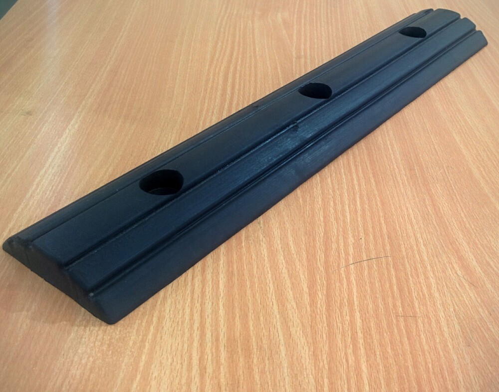 Heavy Duty Speed Bump Speed Breaker - Color: Black