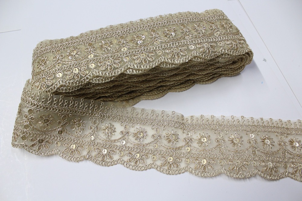 desigenr sequence lace
