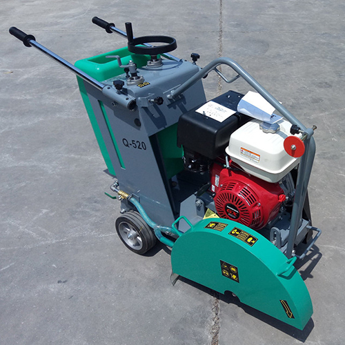 Q520 Road Maintaince Cutting Machine - Automatic Grade: Manual