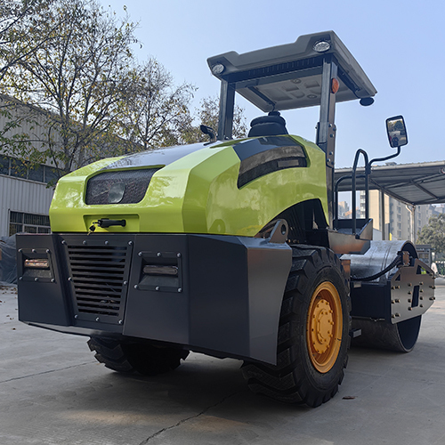 Sts06 Front Steel And Rear Tire Road Roller - Automatic Grade: Manual