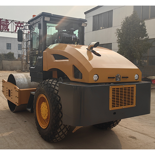 Sts08 Front Steel And Rear Tire Road Roller - Automatic Grade: Manual