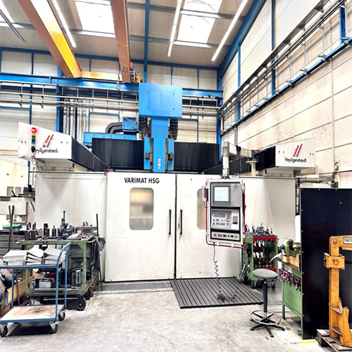 Used 5 Axis CNC Milling Machine