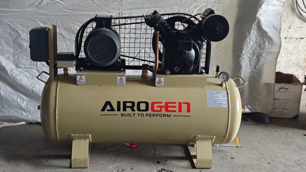 5Hp Piston Air Compressor - Material: Mild Steel