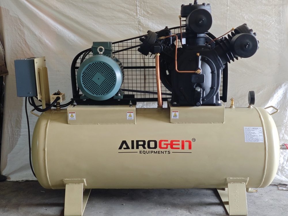 15 Hp Rotary Screw Compressor - Air Flow Capacity: 60 Cfm