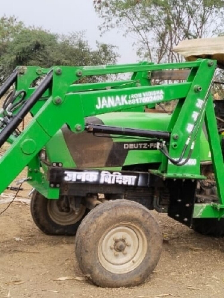 ट्रैक्टर फ्रंट एंड लोडर