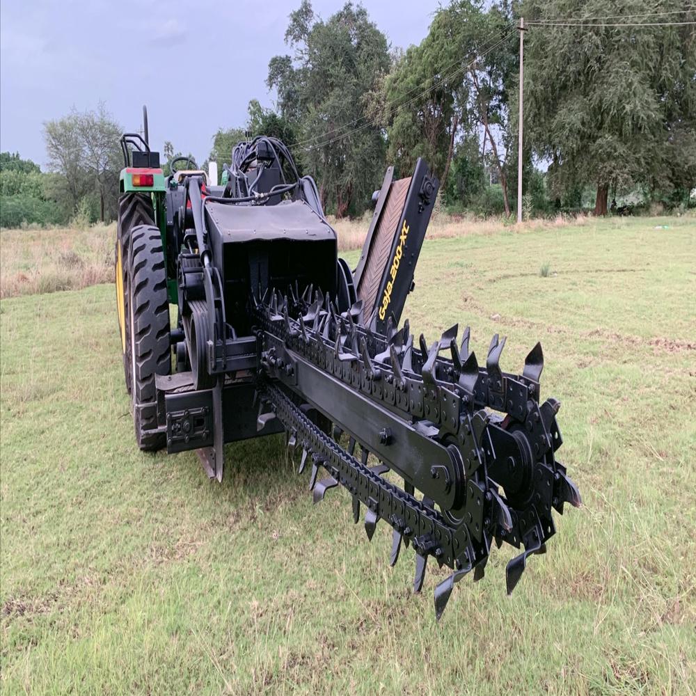 Water Pipeline Trench Digging Machine With Conveyor - Gaja 200xc