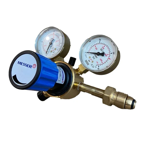 Acetylene Gas Regulator - Material: Metal