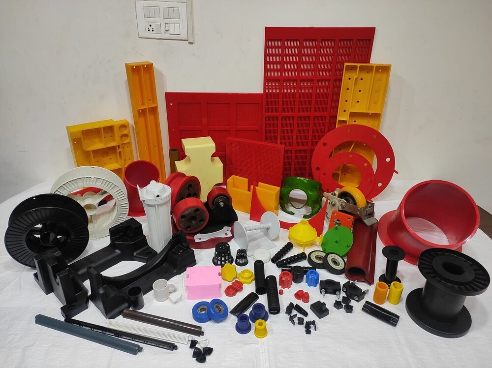 Plastic Injection Moulding Articles - Color: Multicolor