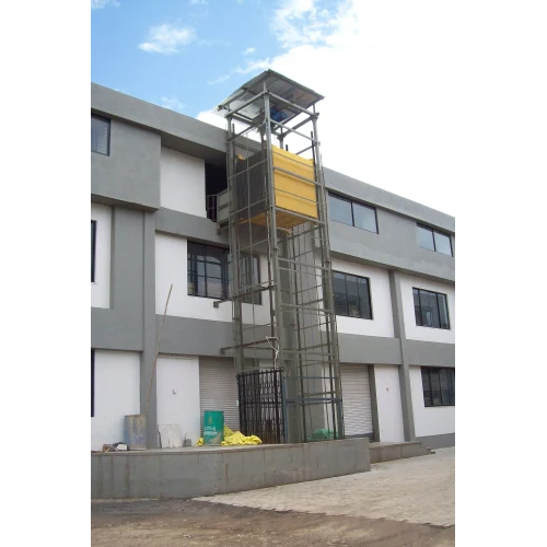 Commerical Goods Lift - Capacity: 2 Ton