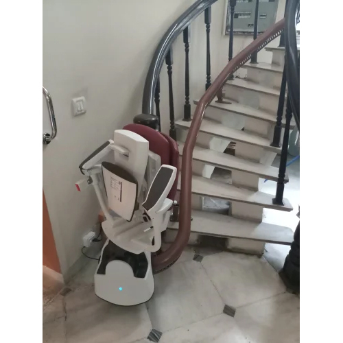 Stair Chair Lift - Load Capacity: 200 Kilograms (Kg)