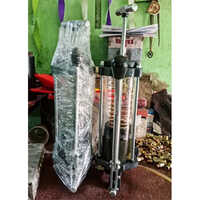 Manual Grease Pump - Features: Corrosion Resistance