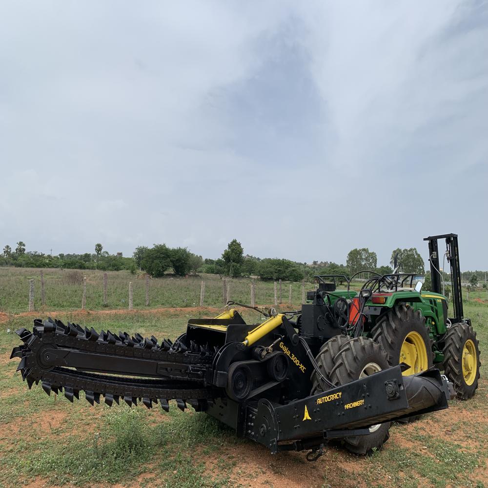 Triple Chain Trencher - 5.2x2.8x1.7m 3300kg | High-capacity Up To 950mm Width 1500mm Depth Advanced Conveyor System