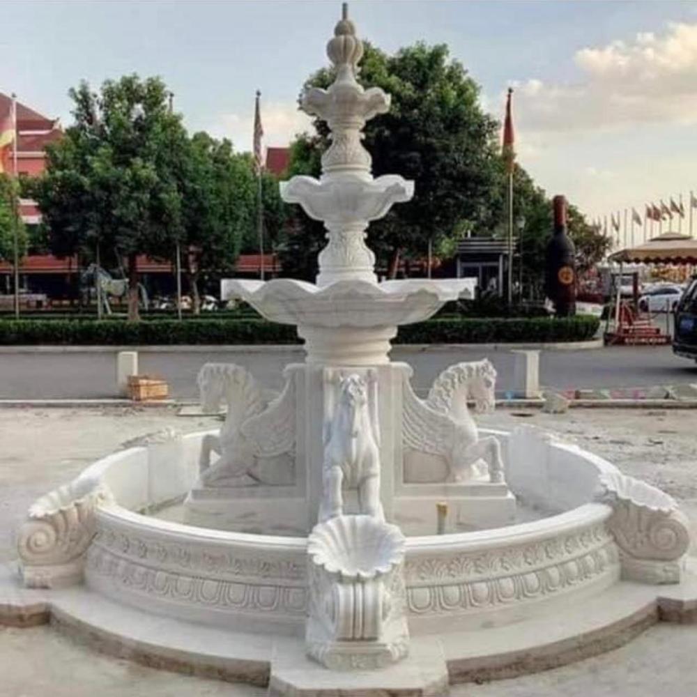 White Decorative Fountains 