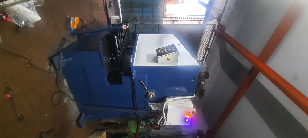 Semi-automatic Hydraulic Angle Shearing Machine - Color: Red Green