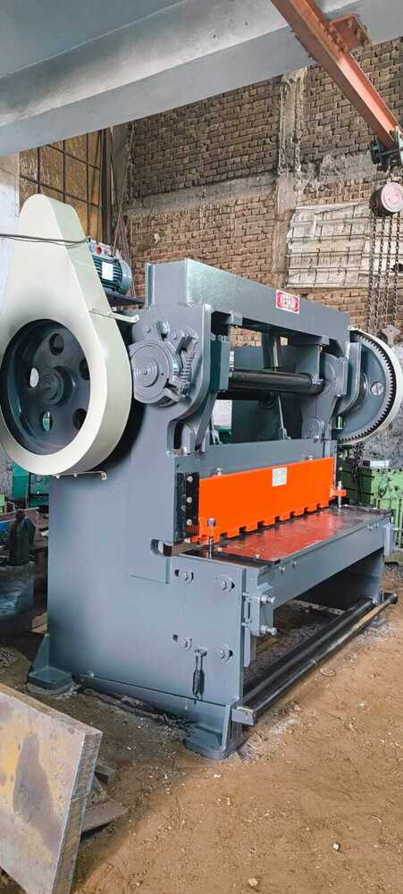 Mechanical Over Crank Shearing Machine