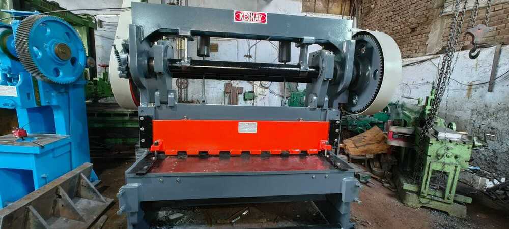 Mechanical Over Crank Shearing Machine