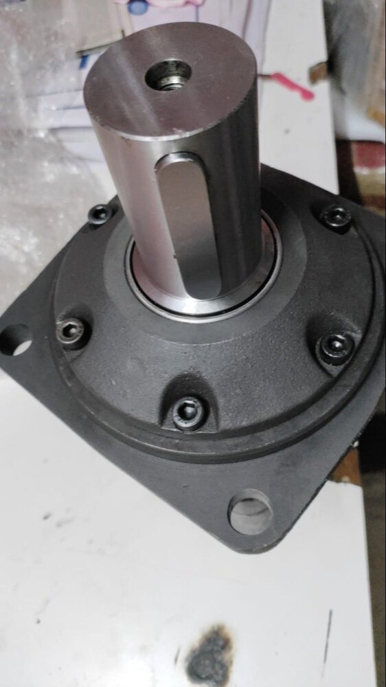 Danfoss Omv400 Hydraulic Motor - Color: Black