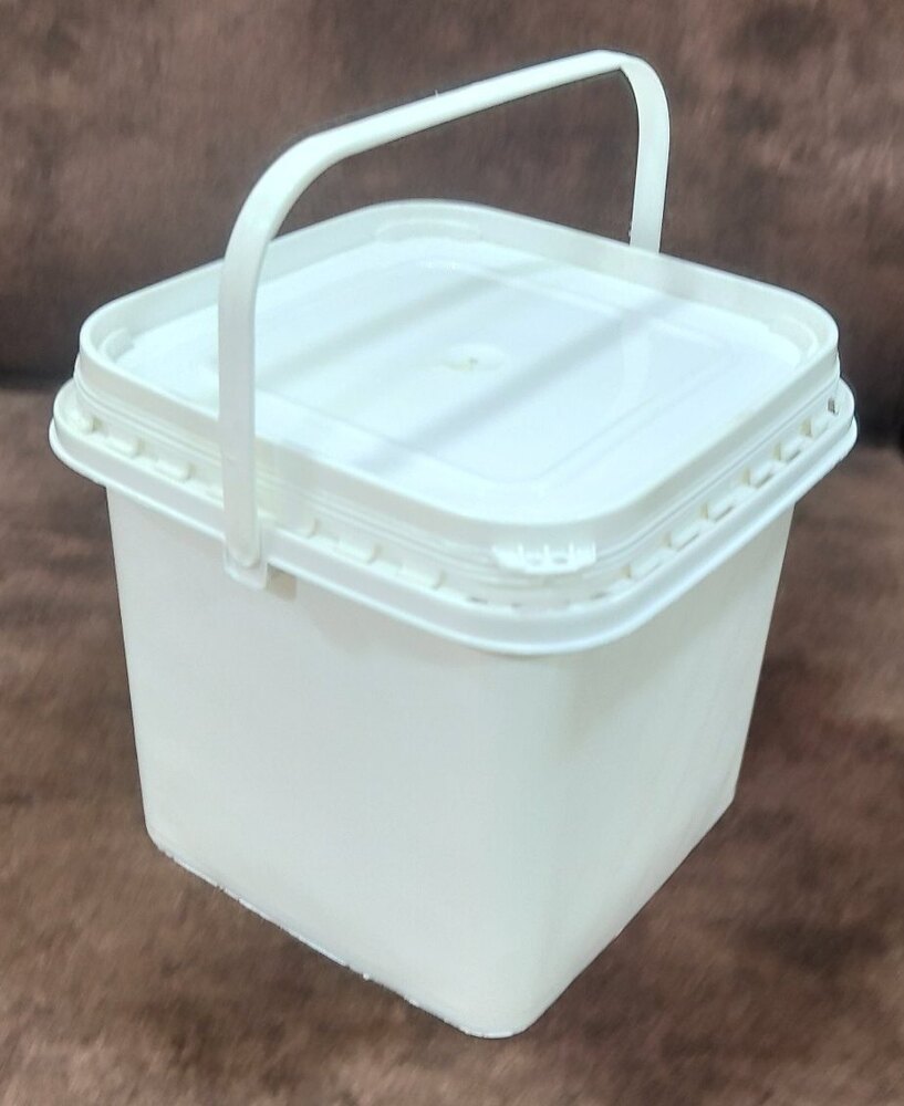 4 Ltr Plastic Square Container