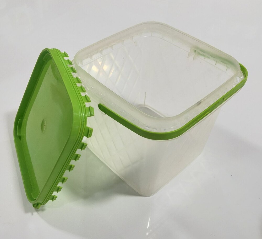 4 Ltr Plastic Square Container