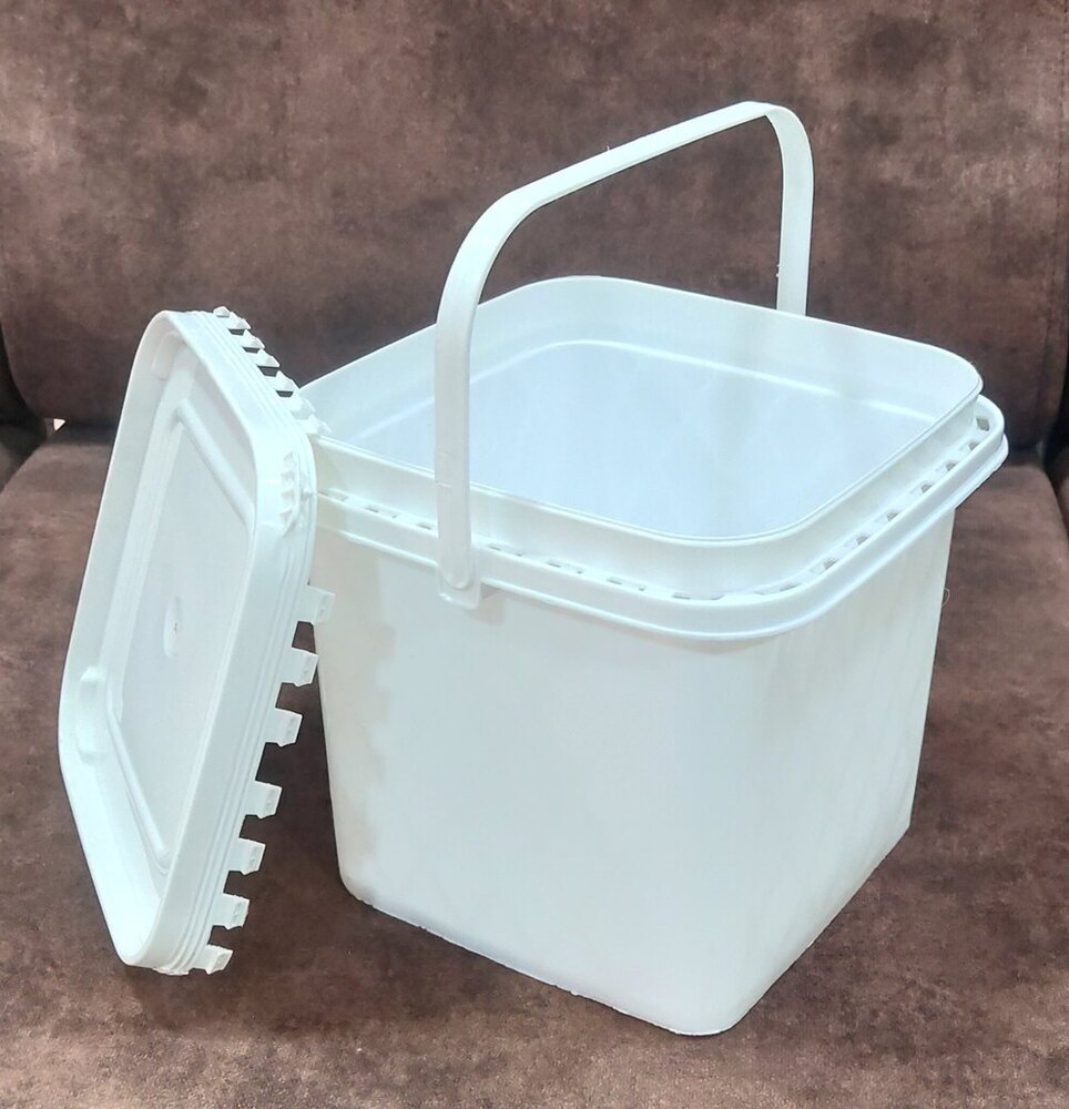 4 Ltr Plastic Square Container