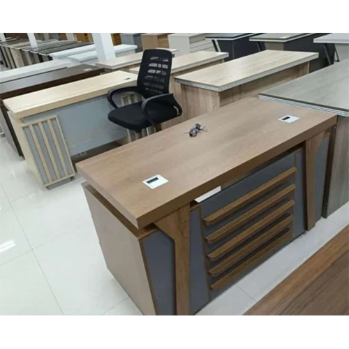 Wooden Office Tables - Color: Brown