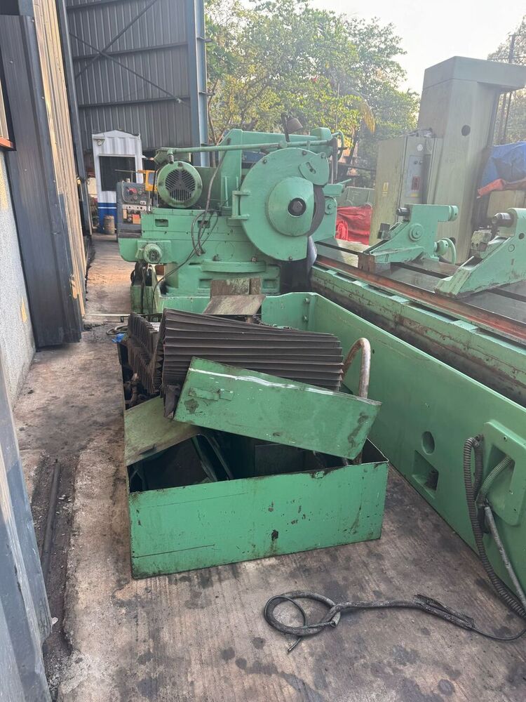 Cylindrical Grinder