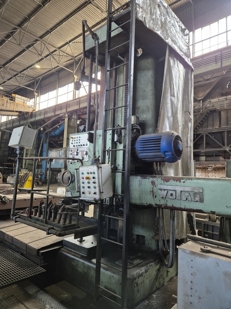 Table Type Boring Machine