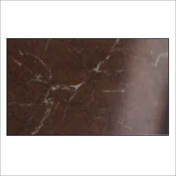 लाल ट्रैवर्टिन संगमरमर