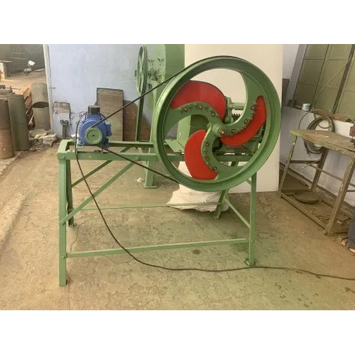 Coconut Husk Chips Cutting Machine 3 Blade With Motor - Feature: High Efficiency
