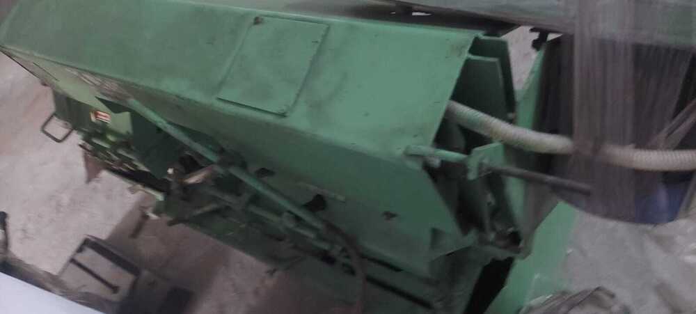 Automatic Band Saw Machine